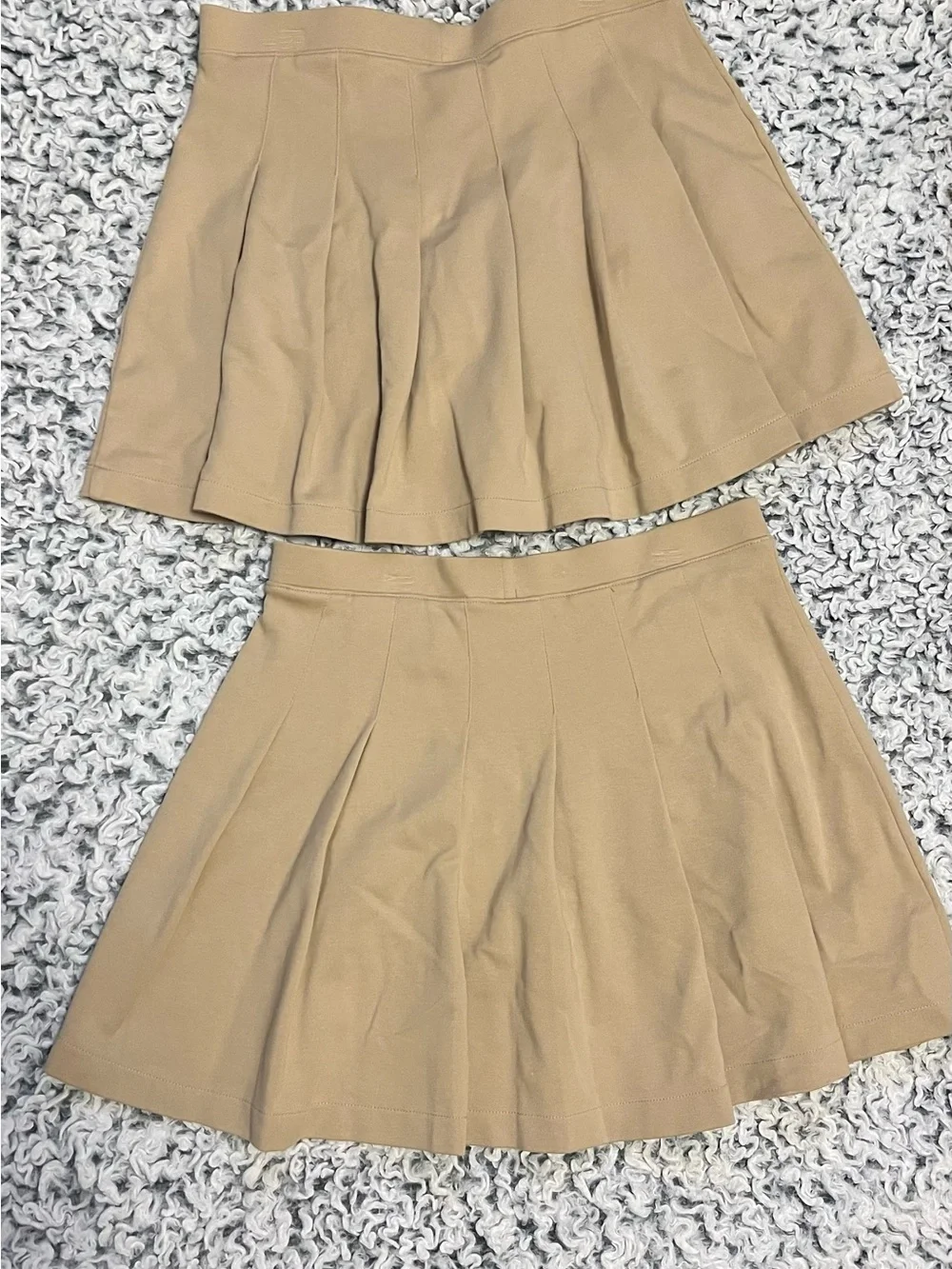 Old Navy Uniform Pleated Skort